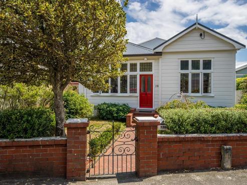 138 Muritai Road, Eastbourne