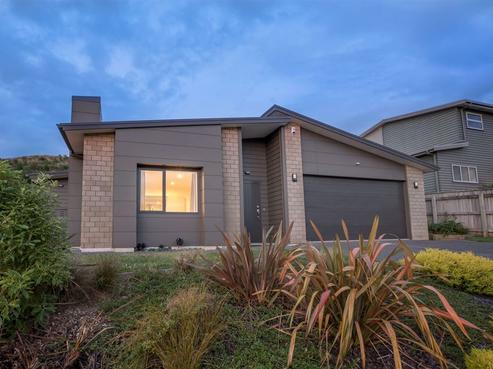 100 Aotea Drive, Aotea