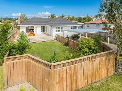 73 Salisbury Road, Birkdale