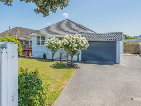 3 Green Street, Epuni