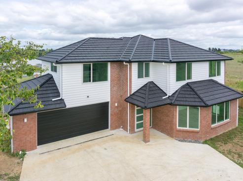 27 Cabourne Drive, Glenview