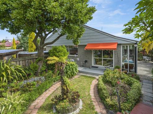 3B Hersham Place, Bromley