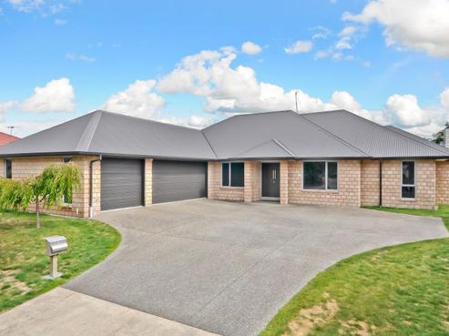 13 The Ford, Huntington