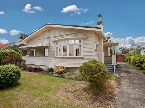 65 Harbour View Road, Point Chevalier
