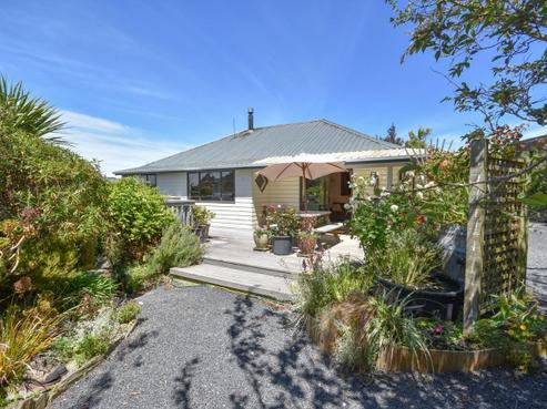 16 Ellesmere Street, Ravensbourne