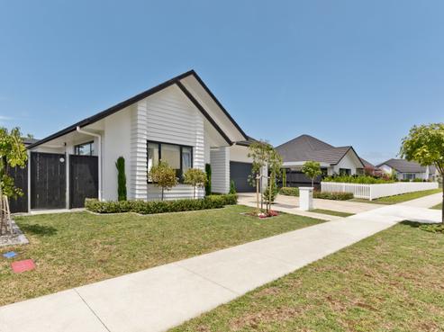 152 Harris Drive, Silverdale