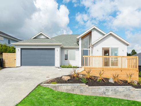 37 Woodridge Drive, Stanmore Bay