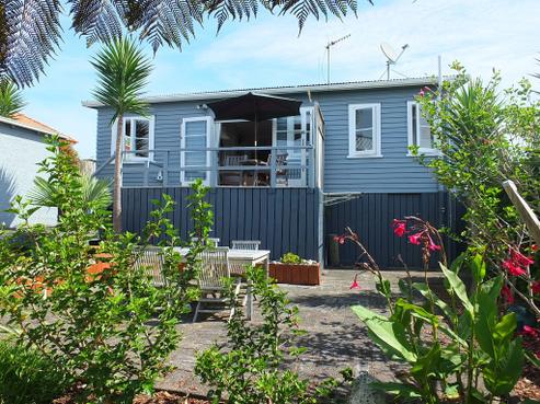 111 Church Street, Onerahi