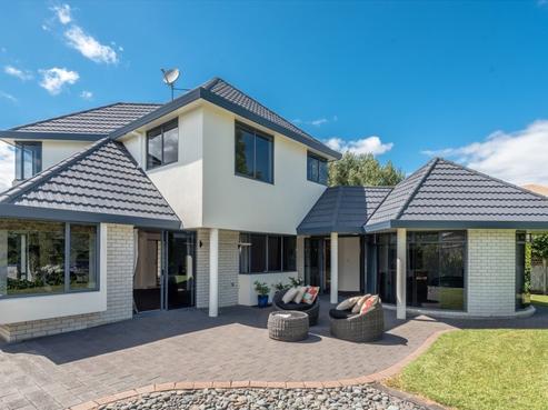 12 Longwood Place, Harrowfield
