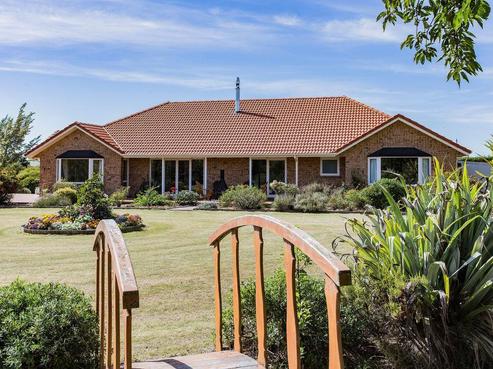 27 Piako Drive, Darfield