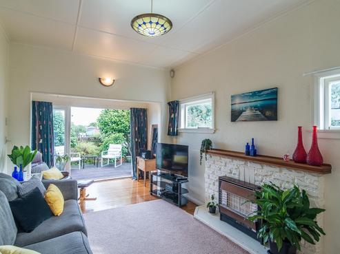 24 Moana Road, Paraparaumu