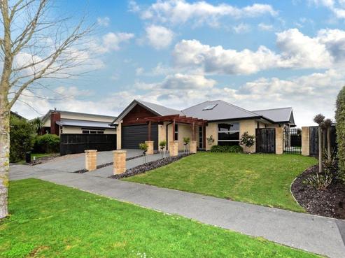 8 Cognac Drive, Yaldhurst