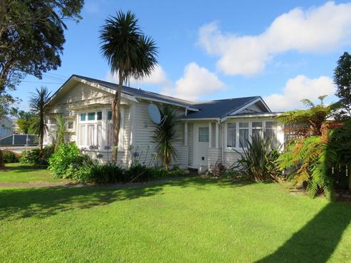 52 Queen Street, Westport