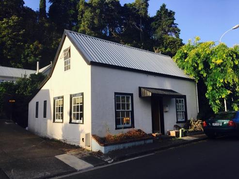 6 Coote Road, Napier Hill