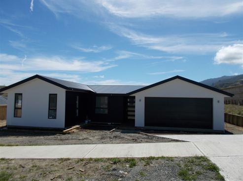 7 Woolshed Drive, Stoke