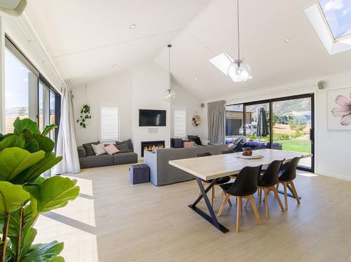 6 Branigan Court, Jacks Point