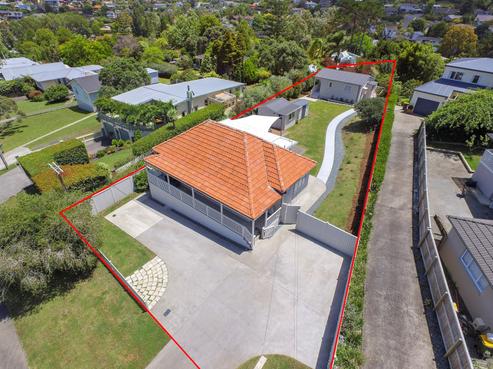 54 Woodlands Crescent, Browns Bay