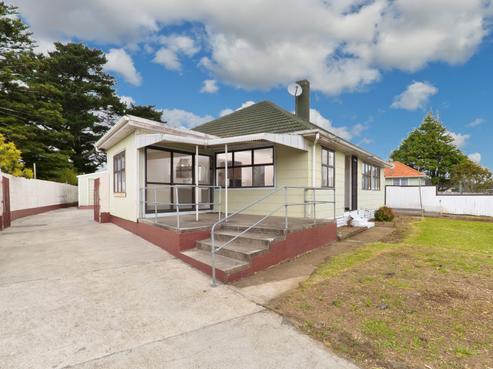 2 Kingsford Place, Otara