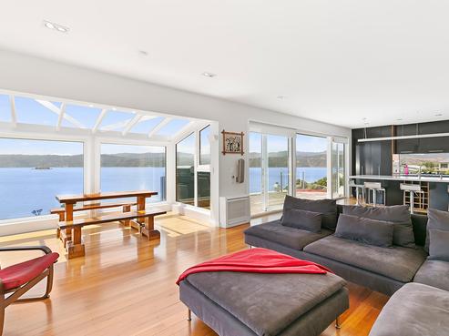 11 Tai Paku Paku Road, Karaka Bays