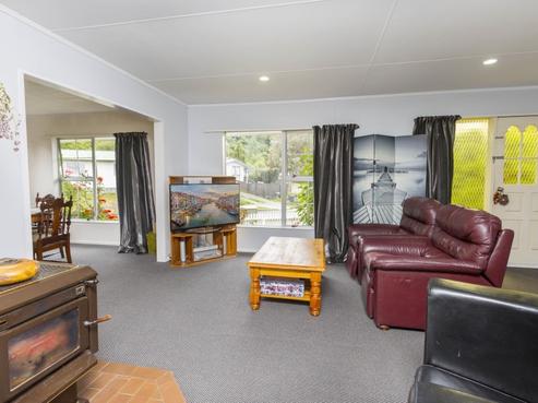 7 Hartford Crescent, Totara Park