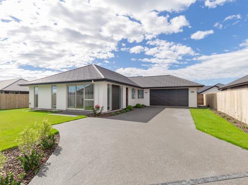 31 Four Peaks Drive, Aidanfield