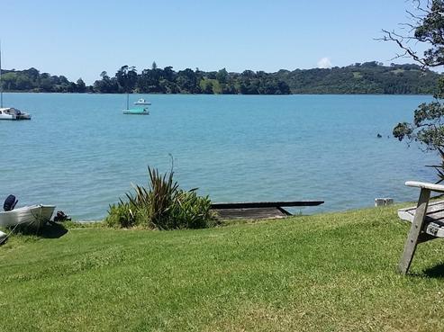 3 Young Street, Mahurangi East
