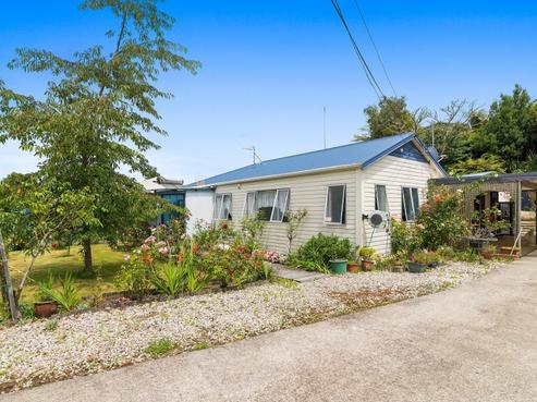 149 State Highway 33, Tikitere
