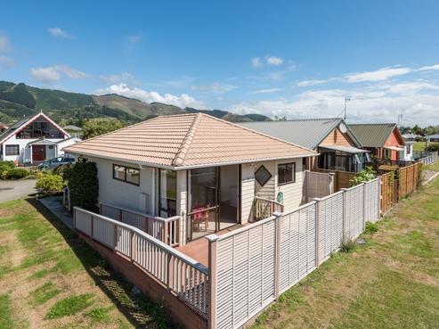 7 Dellwood Green, Richmond