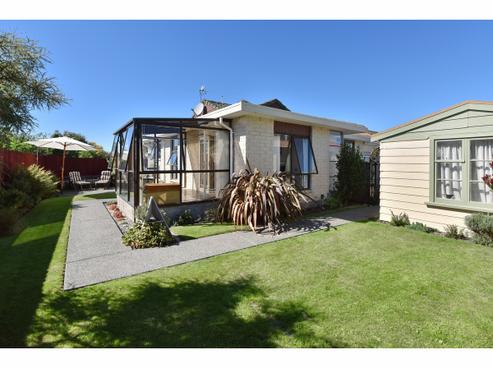 2/27 Marlene Street, Casebrook