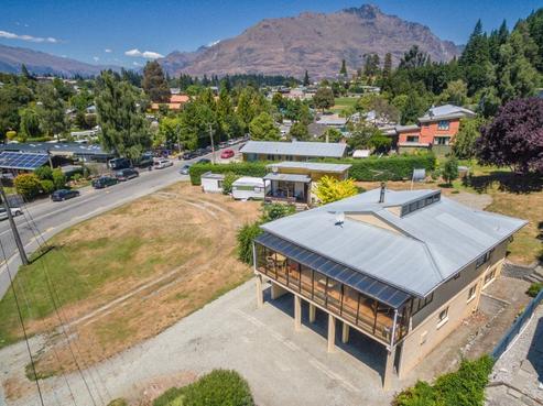 26 Fryer Street, Queenstown Central