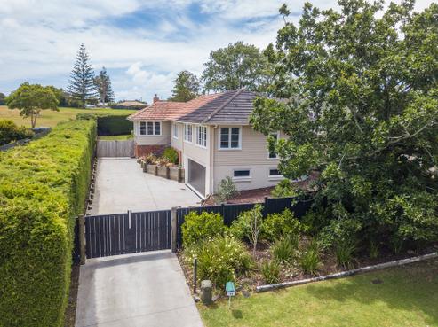 81 Kervil Avenue, Te Atatu Peninsula