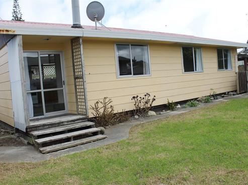 9B Health Camp Road, Otaki Beach
