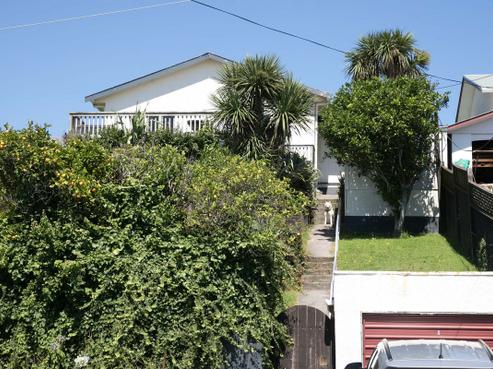 64 Bayly Road, Blagdon