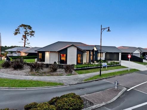 81 New Borman Road, Huntington