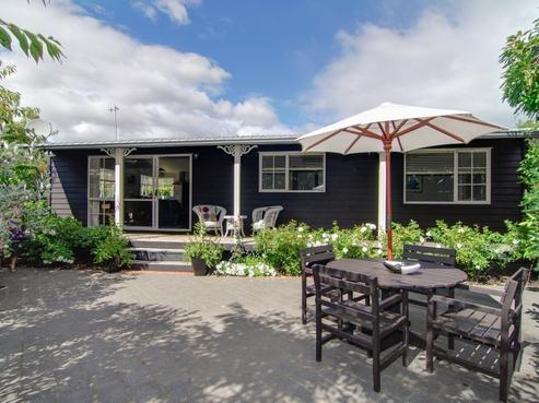 629 York Street, Mahora