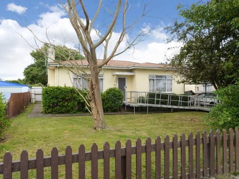 913 Southland Road, Raureka