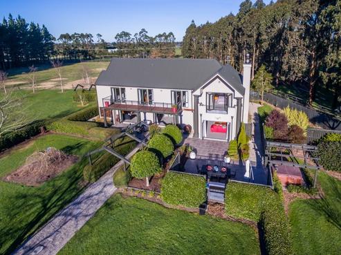 1215 Two Chain Road, Swannanoa