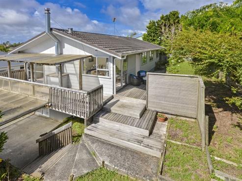 22 Athena Drive, Totara Vale