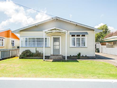 22 Field Street, Aramoho