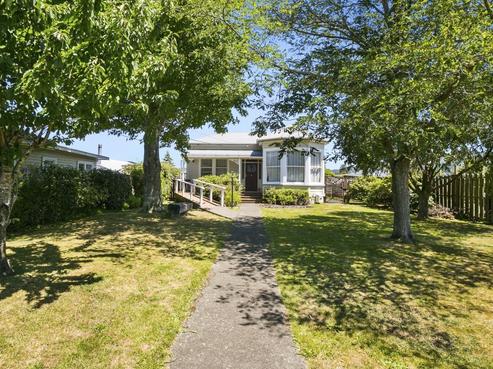 9 Merton Street, Trentham