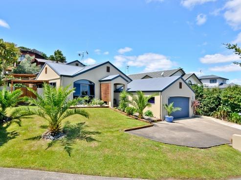 26 Friesian Place, Grandview Heights