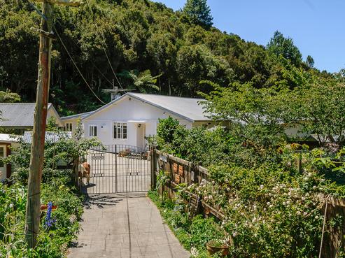 64 Raukawa Street, Stokes Valley