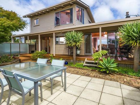 101 Arran Road, Browns Bay