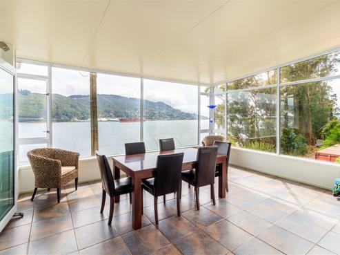 20 Ivanhoe Road, The Cove