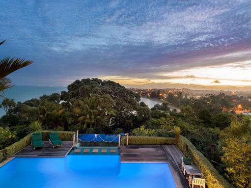 11 Clifton Road, Browns Bay