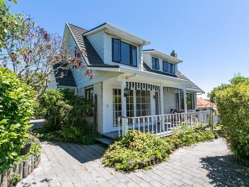 18 Chambers Street, Havelock North