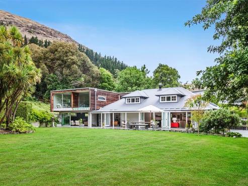 26 Evans Pass Road, Sumner