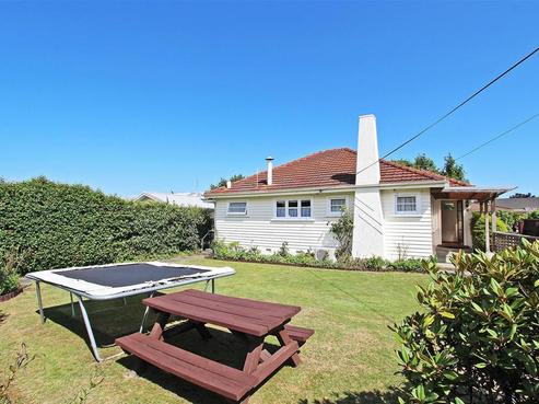 1/16 Titoki Street, Stoke