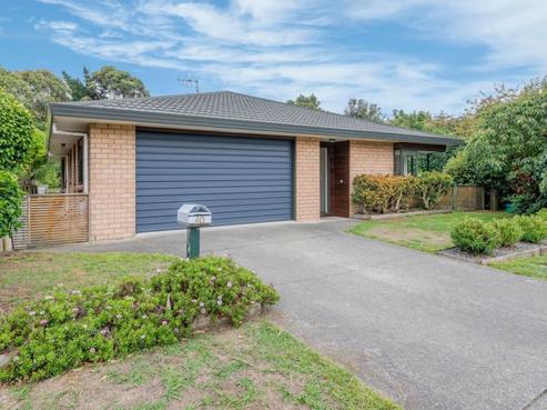 40 Guildford Drive, Paraparaumu