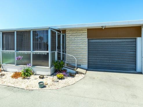 2/225 Church Street, West End